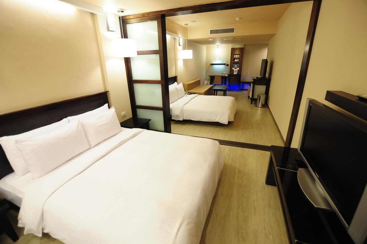 Kindness Hotel Shinkuchan Гаосюн Екстер'єр фото