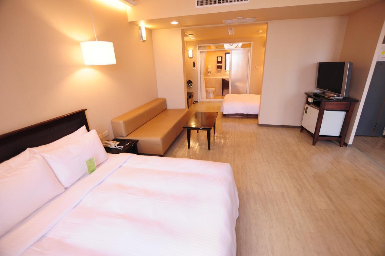 Kindness Hotel Shinkuchan Гаосюн Екстер'єр фото