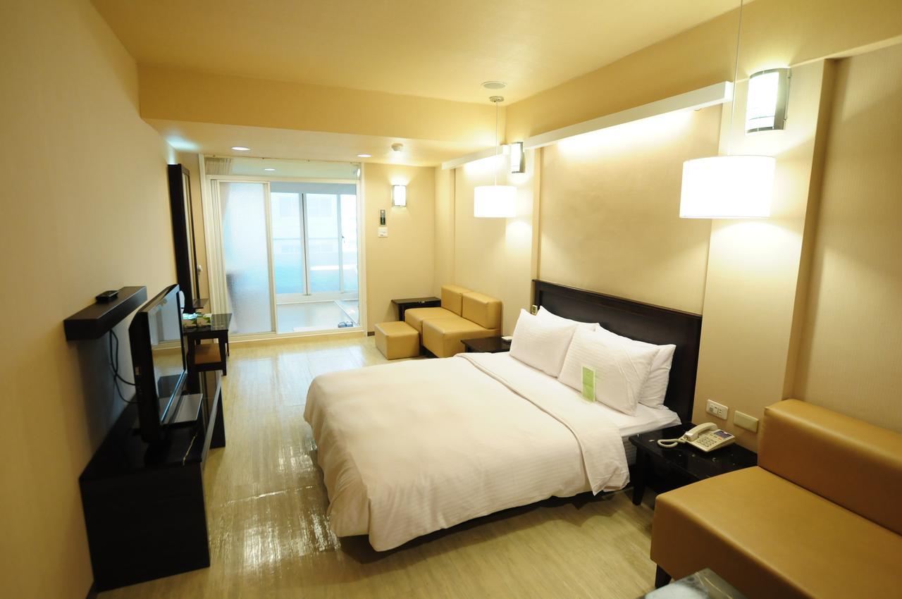 Kindness Hotel Shinkuchan Гаосюн Екстер'єр фото