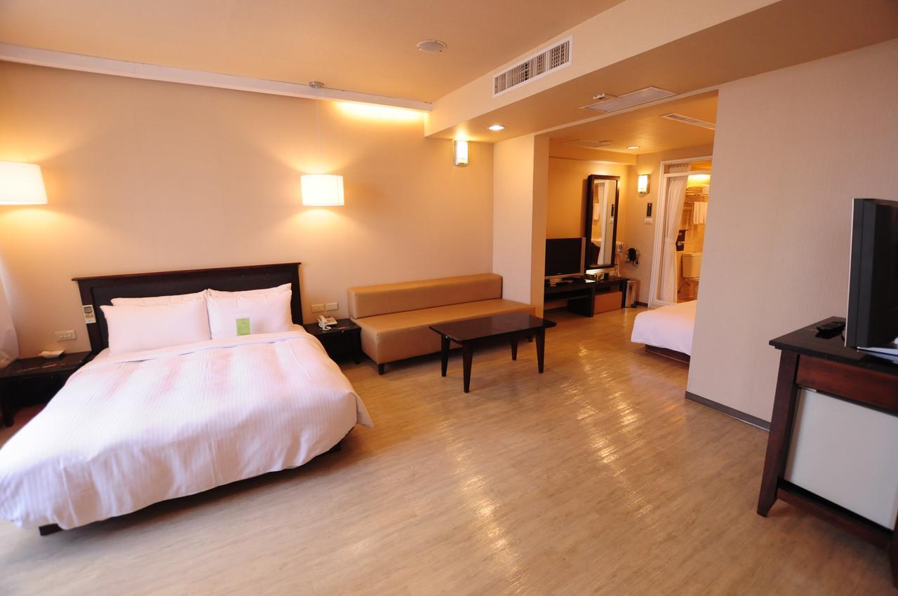 Kindness Hotel Shinkuchan Гаосюн Екстер'єр фото