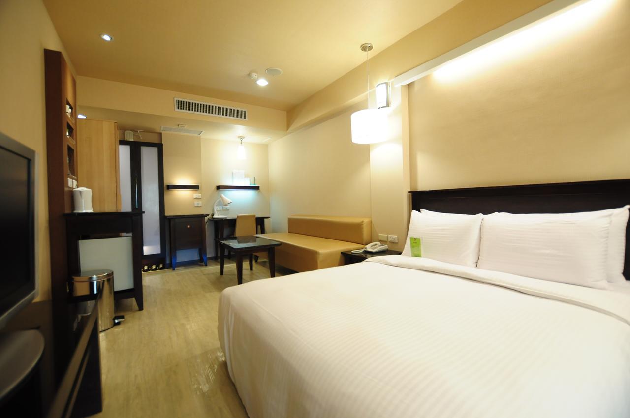 Kindness Hotel Shinkuchan Гаосюн Екстер'єр фото