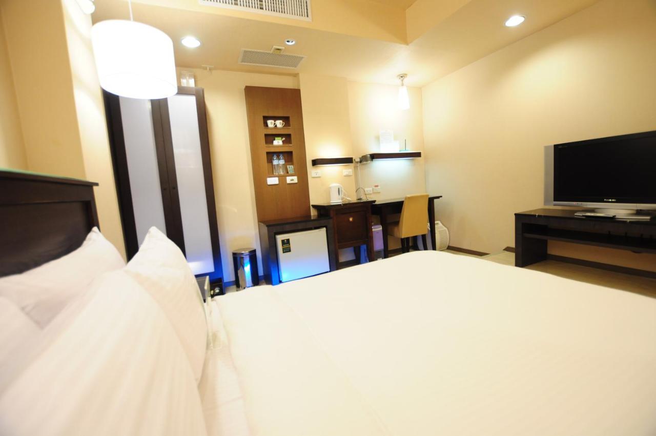 Kindness Hotel Shinkuchan Гаосюн Екстер'єр фото